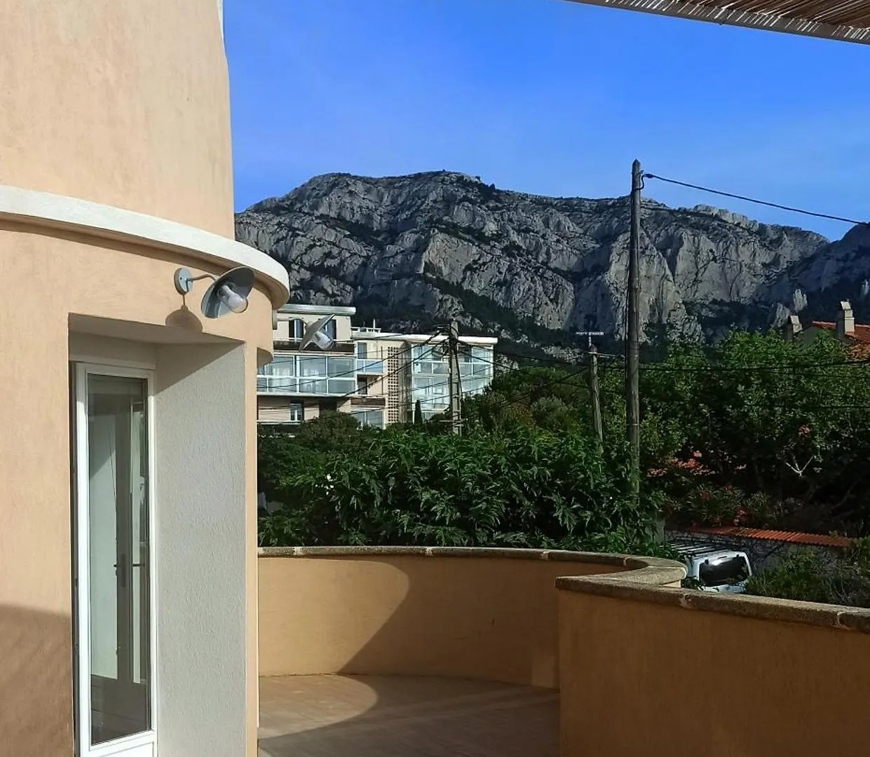 Appartement 3 Chambres Avec Terrasse Vue Mer A 150 M De La Plage 马赛